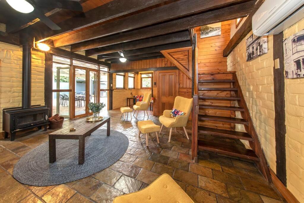 Willunga Cottage- Sleeps 6 Pool Exterior photo