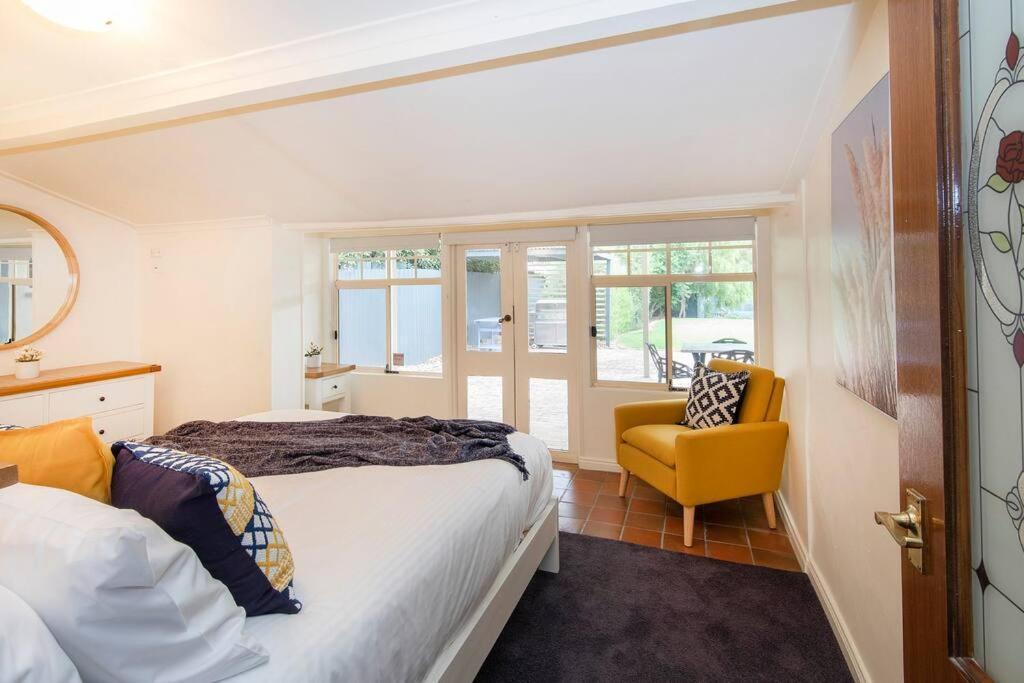 Willunga Cottage- Sleeps 6 Pool Exterior photo