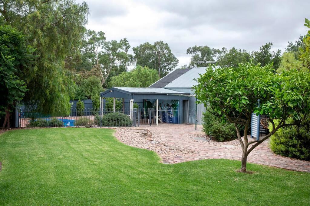 Willunga Cottage- Sleeps 6 Pool Exterior photo